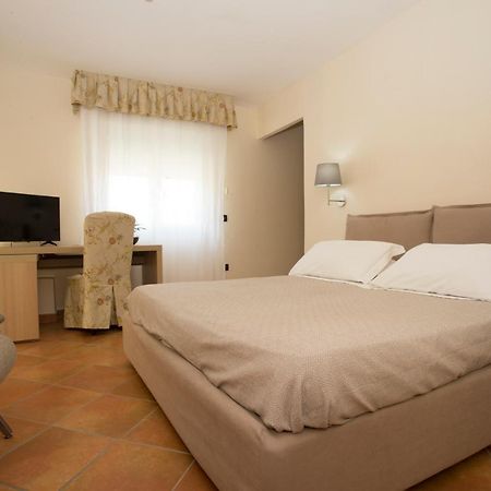 Hotel Villa Serena Кастелламмаре-ди-Стабия Экстерьер фото