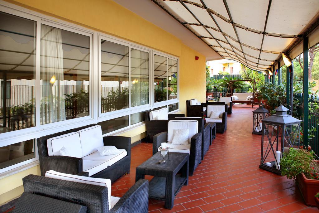 Hotel Villa Serena Кастелламмаре-ди-Стабия Экстерьер фото